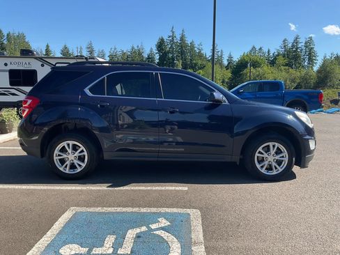 Used 2017 Chevrolet Equinox LT w/ Convenience Package FWD image 6