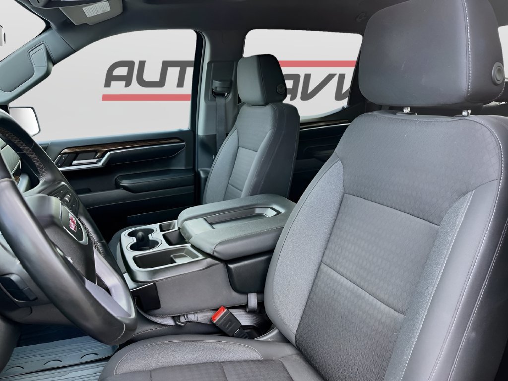 Used 2023 GMC Sierra 1500 SLE AWD/4WD image 20