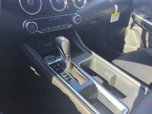 New 2025 Nissan Versa SR w/ Trunk Package image 13