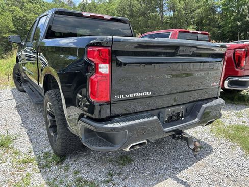 Used 2024 Chevrolet Silverado 1500 RST w/ Z71 Off-Road Package AWD/4WD image 5