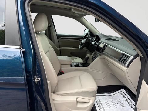Used 2021 Volkswagen Atlas SE w/ Panoramic Sunroof Package AWD/4WD image 22