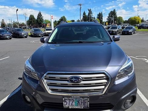 Used 2017 Subaru Outback 2.5i Limited AWD/4WD image 1