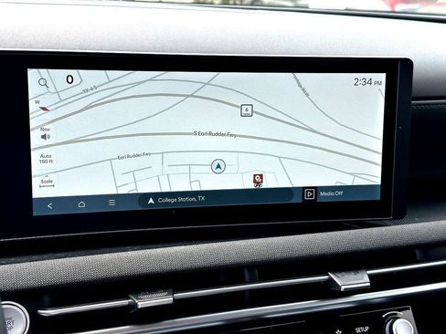 Used 2026 Hyundai Tucson Limited image 17