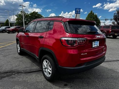 Used 2018 Jeep Compass Sport AWD/4WD image 7