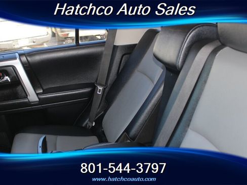 Used 2022 Toyota 4Runner SR5 Premium AWD/4WD image 19