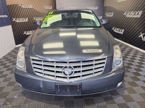 Used 2011 Cadillac DTS FWD image 3