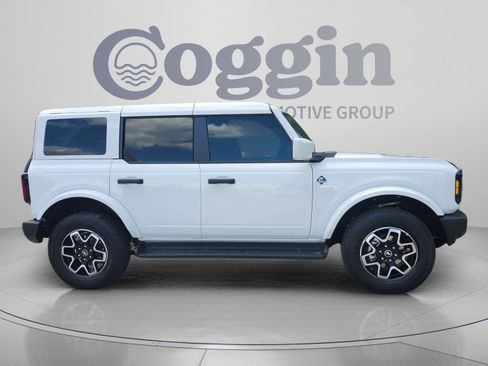 New 2026 Ford Bronco Outer Banks AWD/4WD image 6