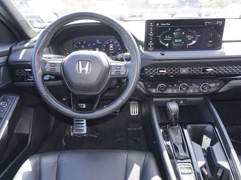 Used 2024 Honda Accord Sport image 10