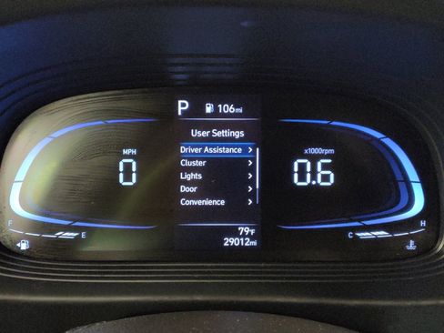 Used 2024 Hyundai Venue SEL FWD image 23