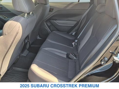 Used 2025 Subaru Crosstrek 2.5i Premium AWD/4WD image 16