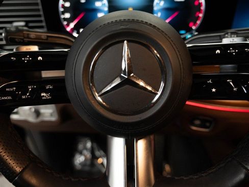 Certified 2024 Mercedes-Benz GLS 450 4MATIC image 23