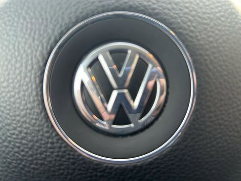 Used 2015 Volkswagen Passat 1.8T image 19