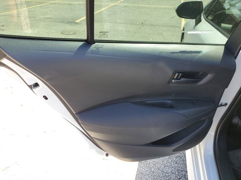 Used 2024 Toyota Corolla LE image 8