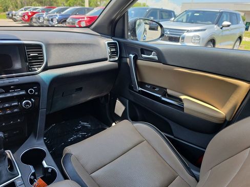 Used 2020 Kia Sportage SX FWD image 11