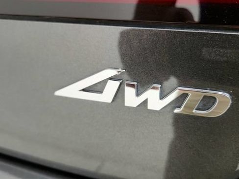 Used 2023 Genesis G90 3.5T AWD/4WD image 33