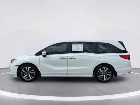 Used 2022 Honda Odyssey Touring image 3