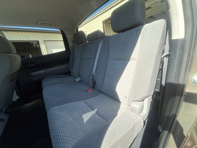 Used 2013 Toyota Tundra 4x4 CrewMax w/ Tow Pkg image 14