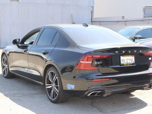 Used 2021 Volvo S60 T8 R-Design w/ Climate Package AWD/4WD image 3