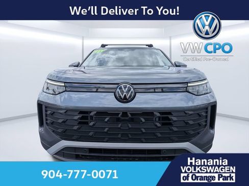 Certified 2025 Volkswagen Tiguan S FWD image 8