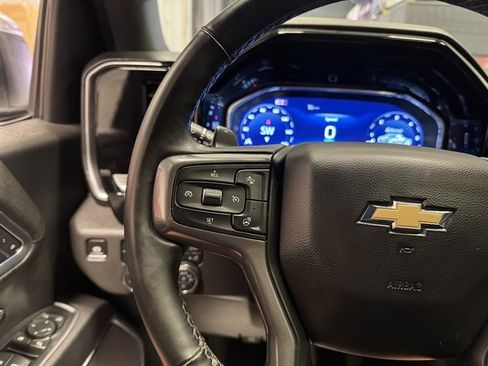 Used 2025 Chevrolet Silverado 1500 High Country w/ Technology Package AWD/4WD image 20