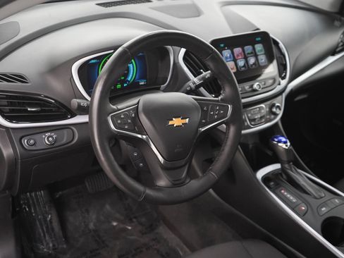 Used 2017 Chevrolet Volt LT w/ Comfort Package FWD image 19