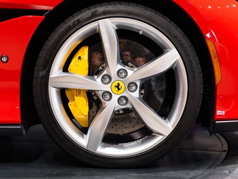 Certified 2020 Ferrari Portofino RWD image 16