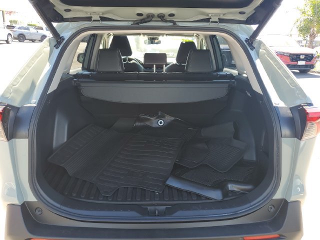 Used 2020 Toyota RAV4 XLE Premium w/ All Weather Liner Package FWD image 9