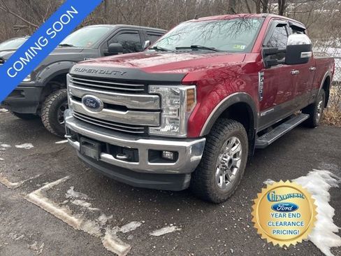 Used 2019 Ford F250 Lariat w/ Lariat Ultimate Package image 3