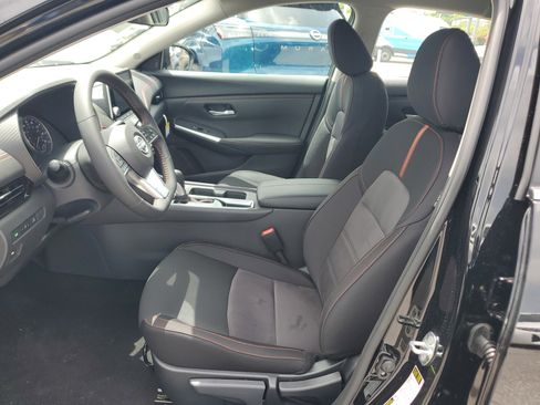 New 2025 Nissan Sentra SR w/ Midnight Edition image 16