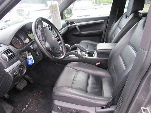 Used 2008 Porsche Cayenne image 7