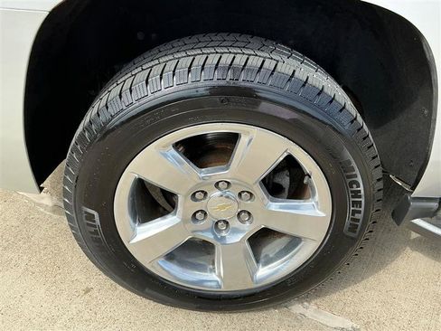 Used 2016 Chevrolet Tahoe LT image 25