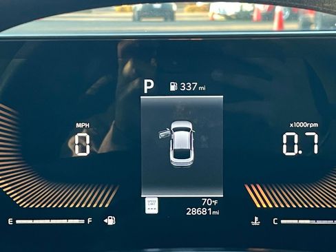 Used 2025 Kia K4 LXS image 39