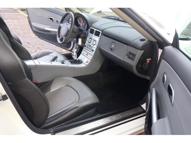 Used 2004 Chrysler Crossfire Coupe RWD image 18
