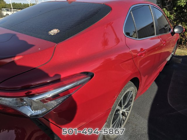 Used 2019 Toyota Camry SE FWD image 6