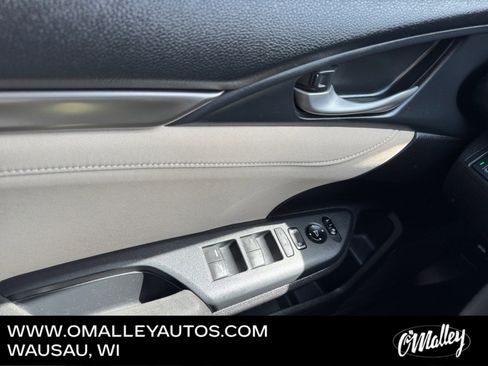 Used 2019 Honda Civic EX image 19