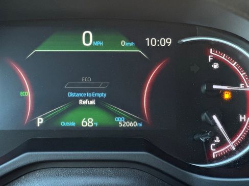 Used 2024 Toyota RAV4 LE image 21