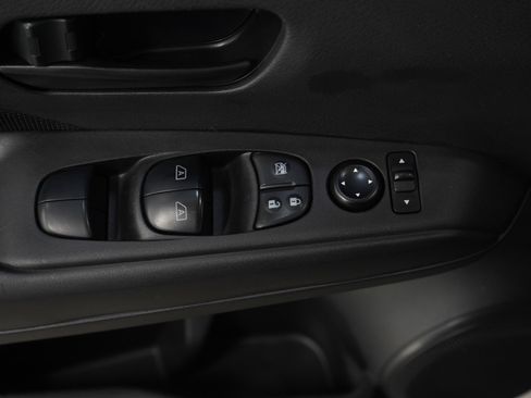 Used 2024 Nissan Kicks S FWD image 20