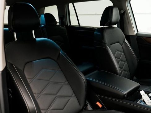 Used 2024 Volkswagen Atlas SE image 20