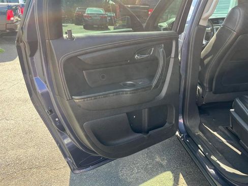 Used 2013 GMC Acadia SLT AWD/4WD image 15