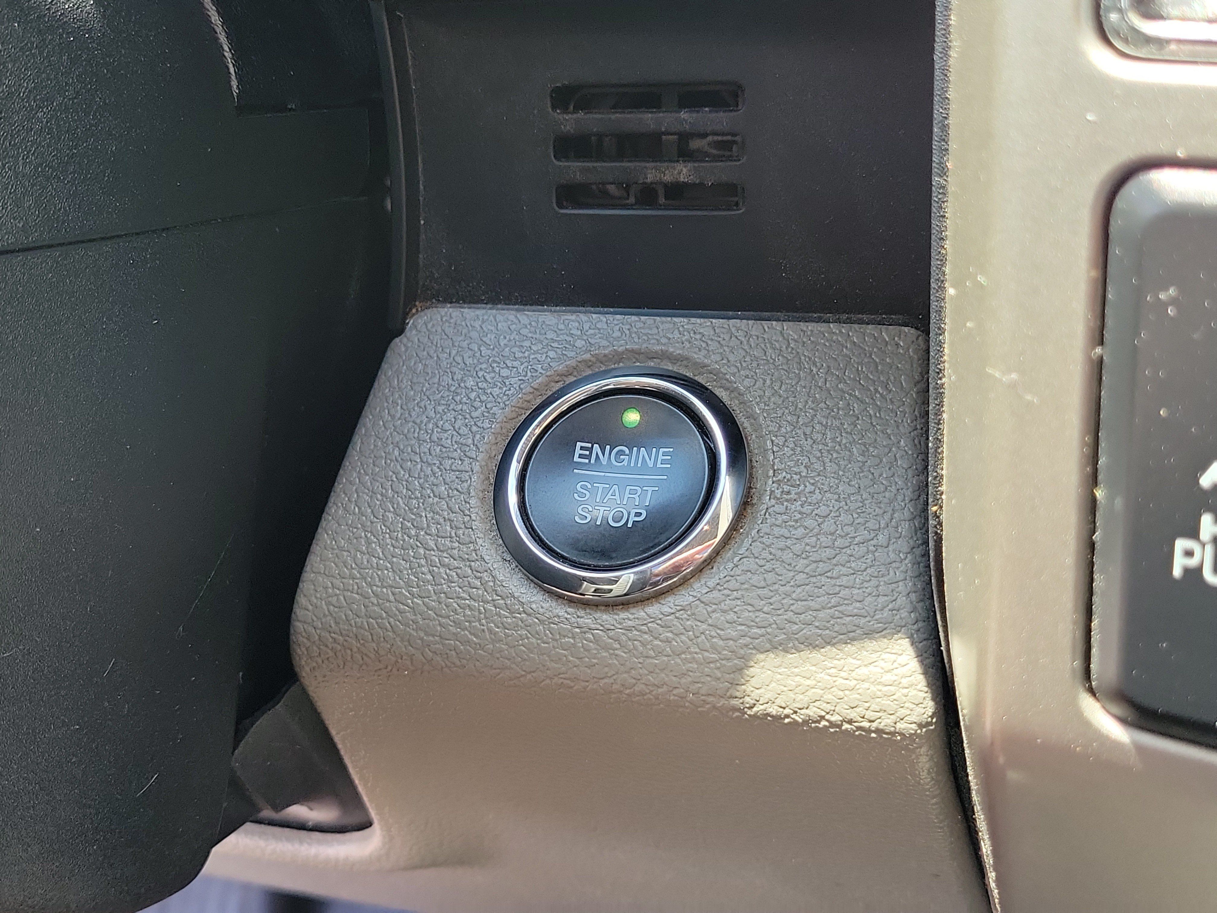 Used 2019 Ford F150 Lariat AWD/4WD image 29