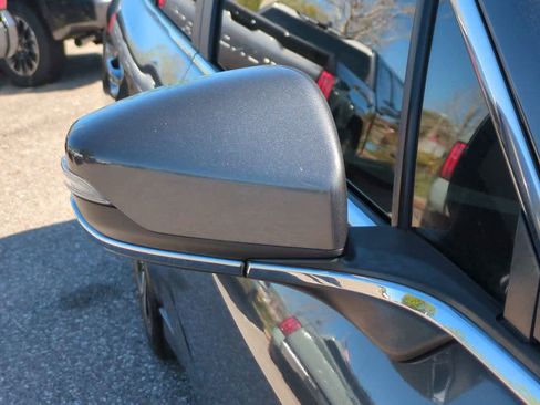 Used 2021 Subaru Legacy Limited image 12