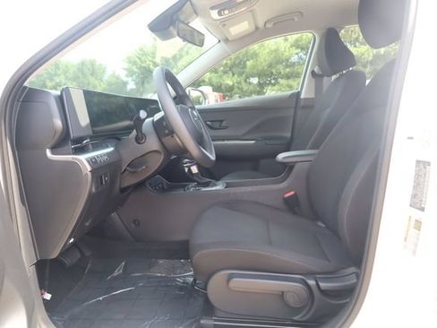 Certified 2026 Hyundai Kona SE AWD/4WD image 14