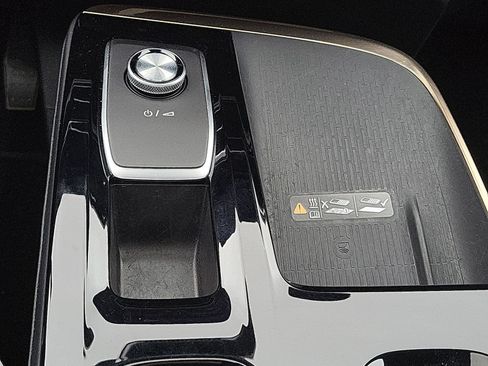 Used 2025 Buick Enclave Avenir w/ Trailering Package, 5000 lbs. FWD image 36