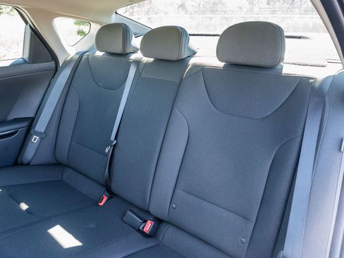 New 2026 Kia K4 FWD image 14