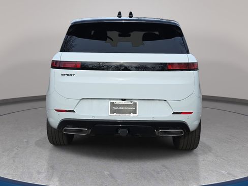 New 2026 Land Rover Range Rover Sport Dynamic SE AWD/4WD image 6
