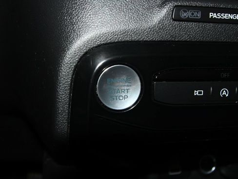 Used 2024 Ford Escape Active w/ Tech Pack #2 AWD/4WD image 13