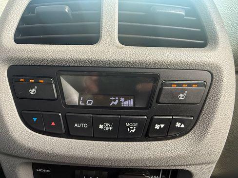 Used 2022 Honda Pilot Touring image 26