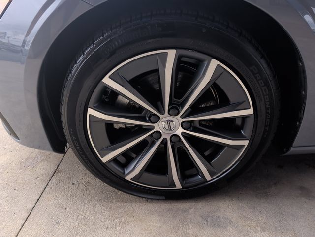 Used 2022 Volvo S60 B5 Momentum AWD/4WD image 25