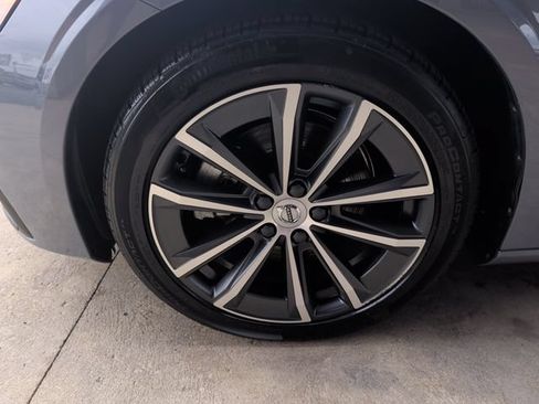Used 2022 Volvo S60 B5 Momentum AWD/4WD image 25
