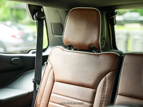 Used 2024 GMC Yukon Denali Ultimate w/ LPO, Floor Liner Package AWD/4WD image 59